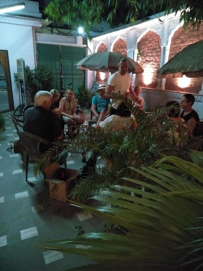 Hotel The Chit Chat Palace Dzsaipur Kültér fotó