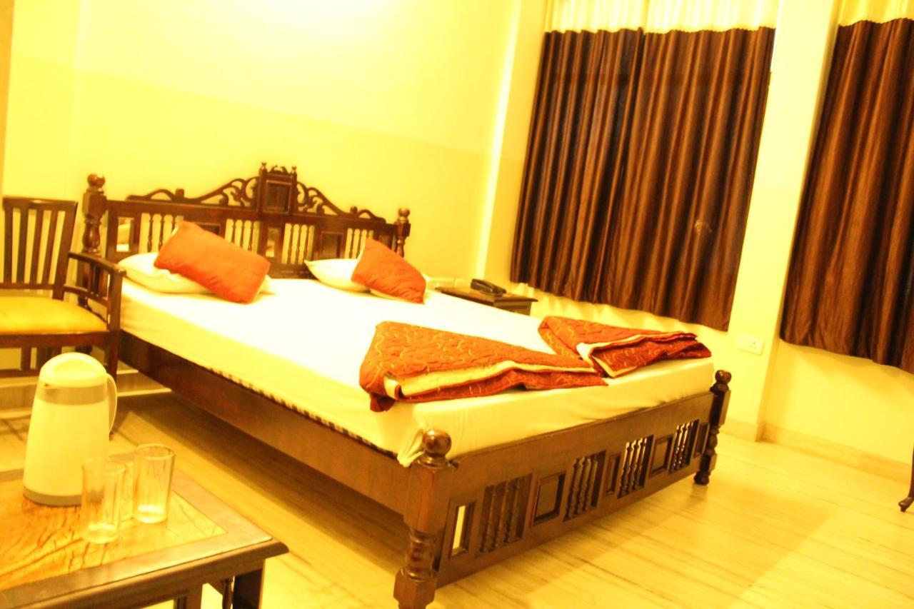Hotel The Chit Chat Palace Dzsaipur Kültér fotó