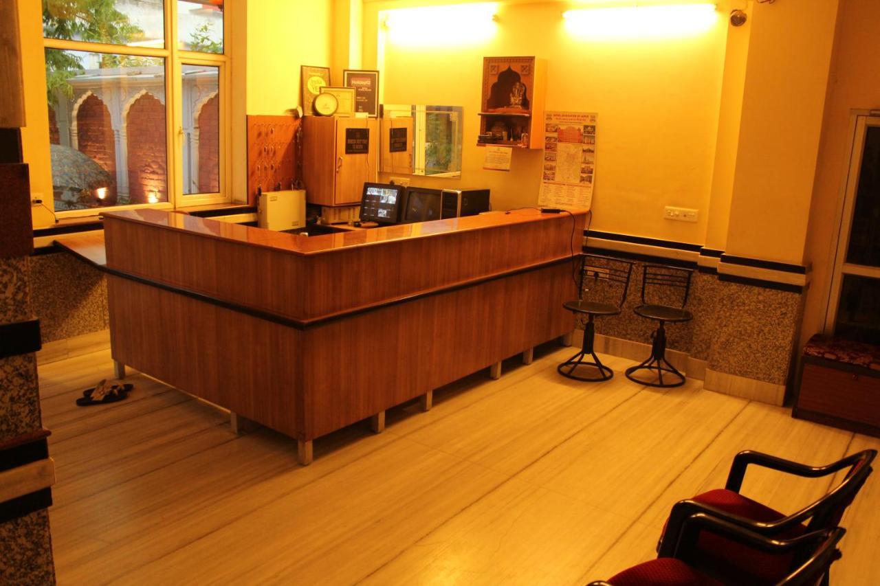 Hotel The Chit Chat Palace Dzsaipur Kültér fotó